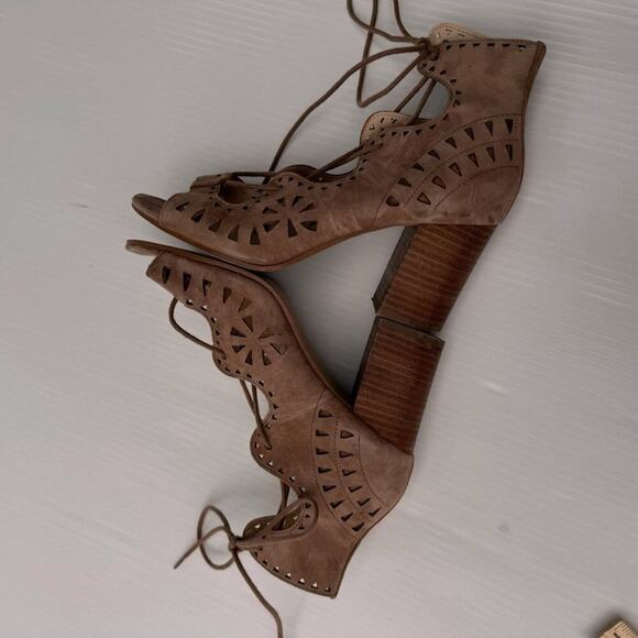 Nine West Gweniah lace up stack heeled shoes size 7.5 - Picture 8 of 10